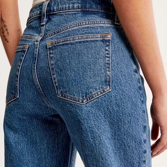 NWT Abercrombie jeans 28 long - Picture 6 of 9